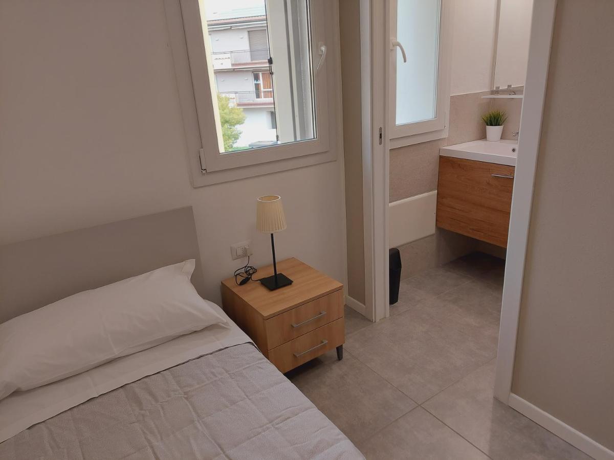 Residenza Delizia Camere & Appartamenti "Residenze Del Cuore" 维罗纳 外观 照片