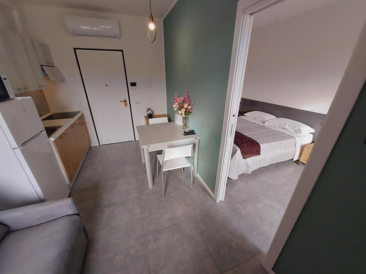 Residenza Delizia Camere & Appartamenti "Residenze Del Cuore" 维罗纳 外观 照片