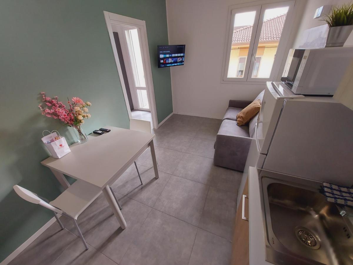 Residenza Delizia Camere & Appartamenti "Residenze Del Cuore" 维罗纳 外观 照片