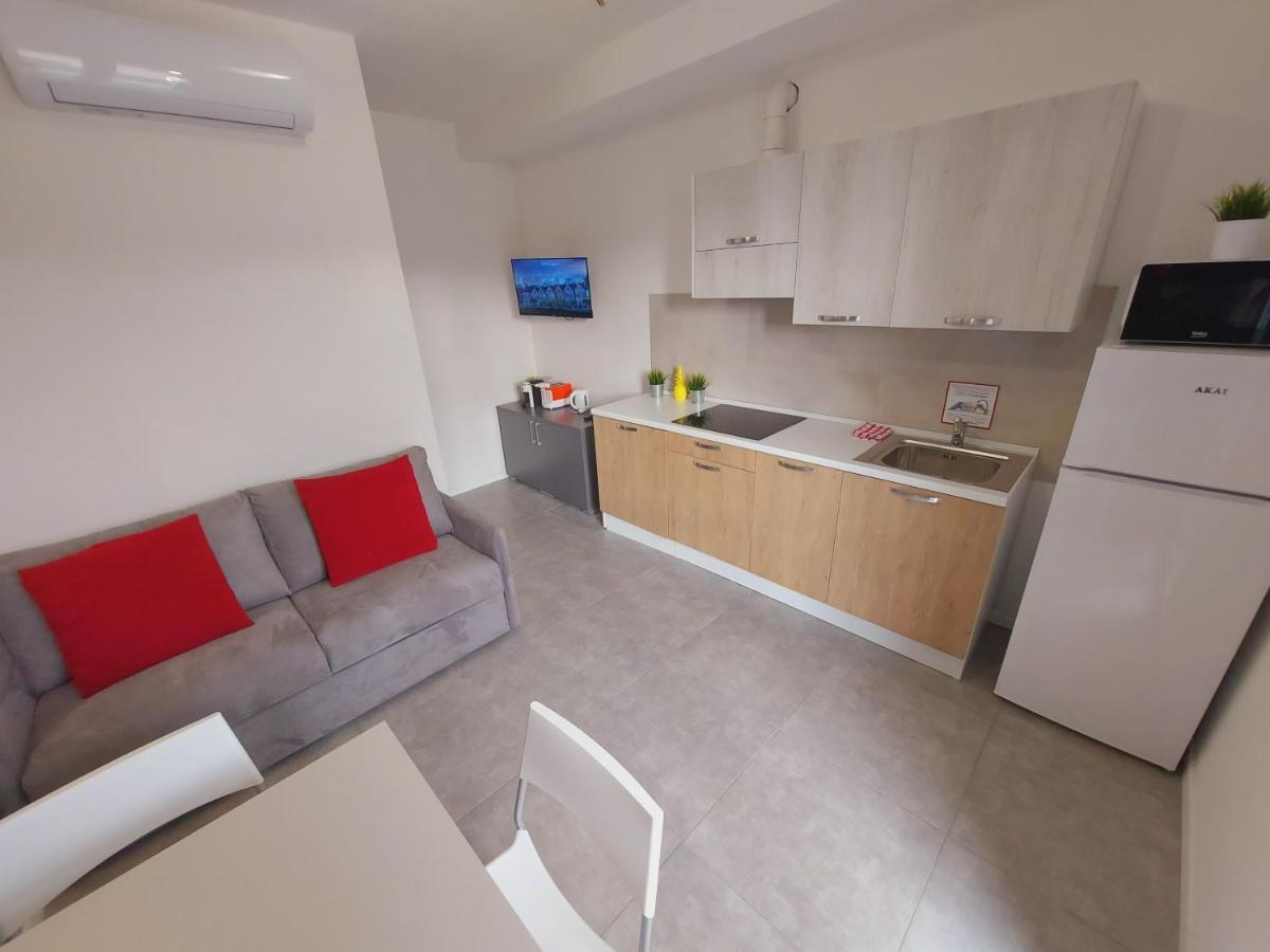 Residenza Delizia Camere & Appartamenti "Residenze Del Cuore" 维罗纳 外观 照片